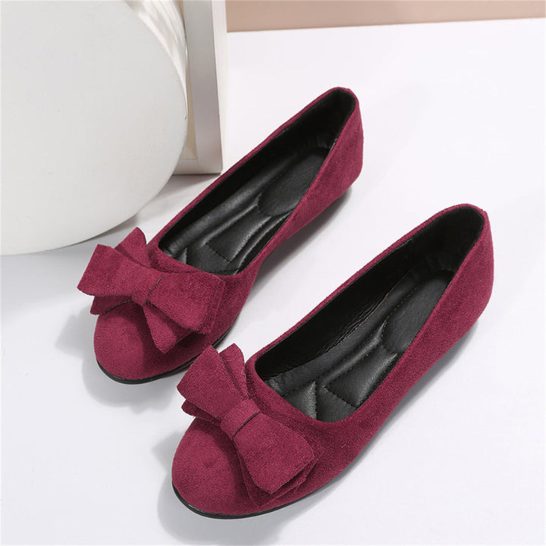 Belle | Women’s Grip Closed Toe Flats | Work